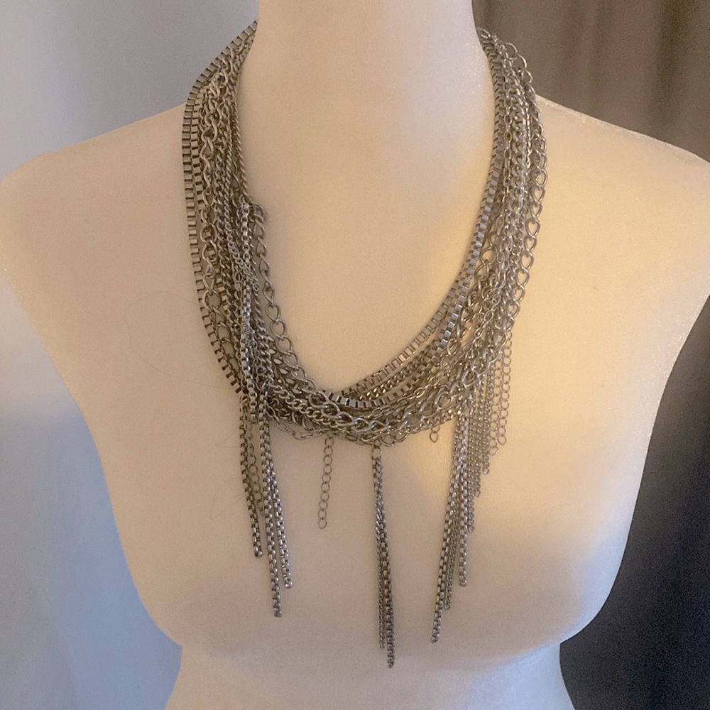 Chico’s Brand Heavy weighted Necklace